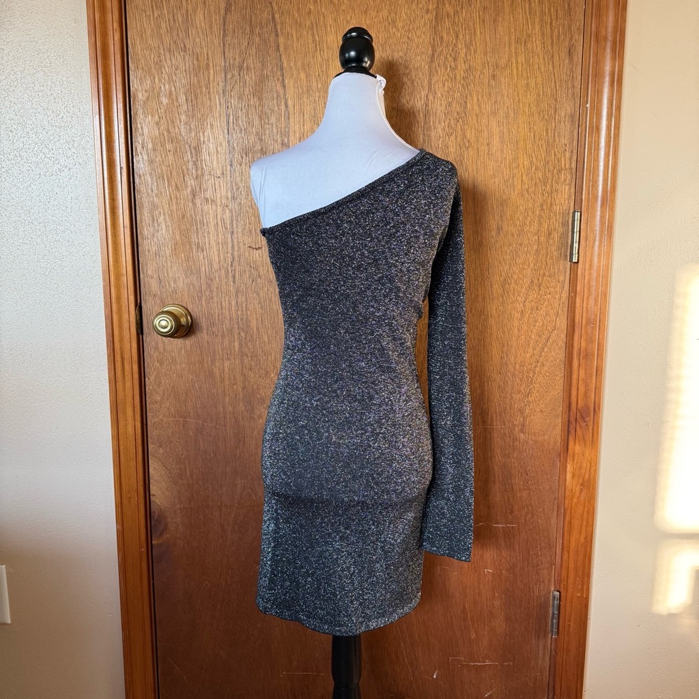BCBGMaxAzria Black Silver Glitter Sparkle One Shoulder Cocktail Mini Dress M - Picture 7 of 12